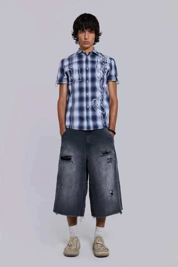 Skate-shorts in verweerde carpenterstijl