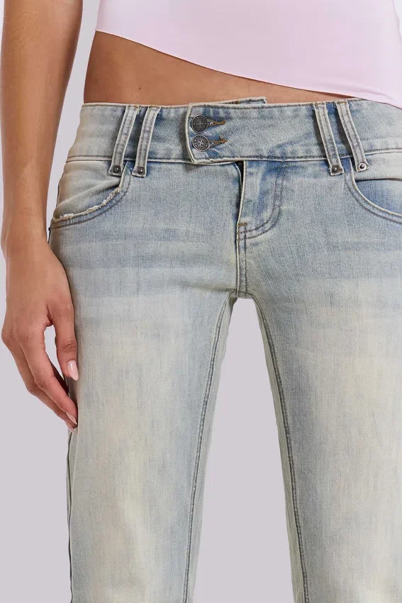 Thirteen-Jeans in lichte wassing