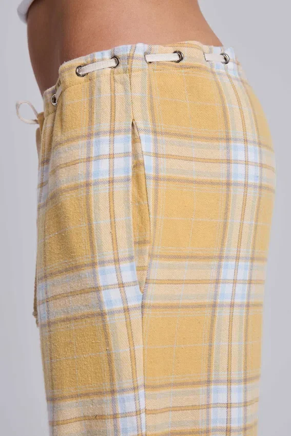 Vellora laaggetailleerde geruite broek
