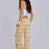 Vellora laaggetailleerde geruite broek