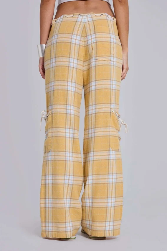 Vellora laaggetailleerde geruite broek
