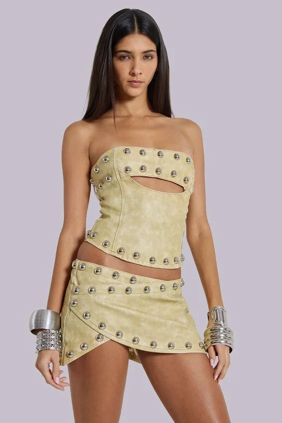 Vinta minirok van PU-leer met studs