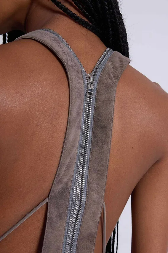 Vrax top met cowl-hals en rits