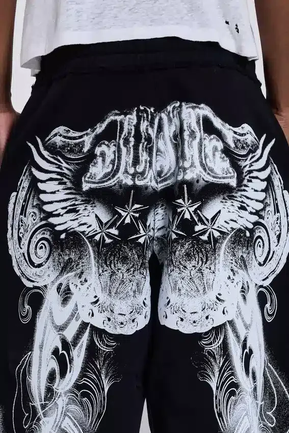 Zwarte baggy Monster Joggers met gothic-print
