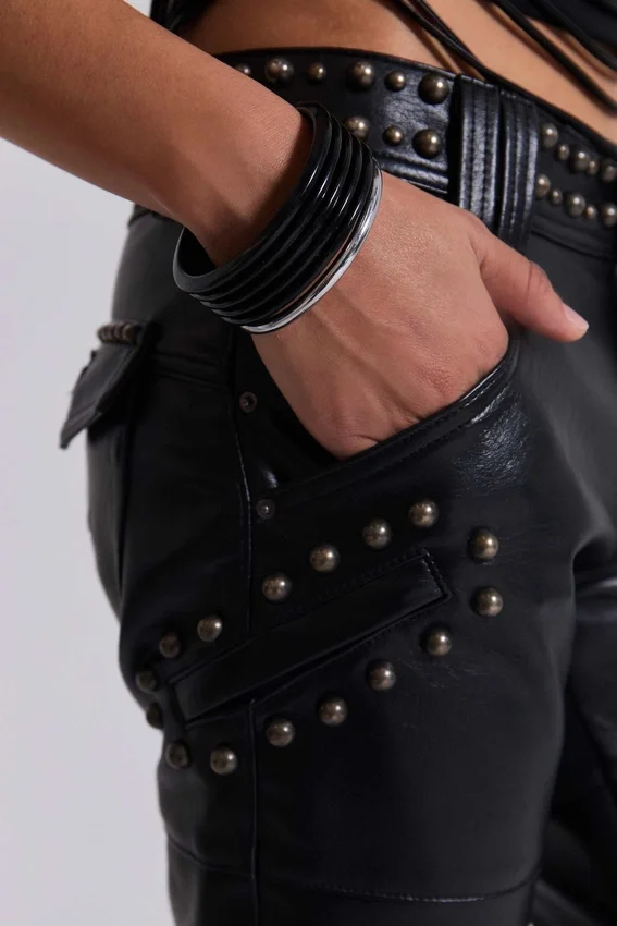Zwarte Carbon Black Drift-broek met studs en bootcut