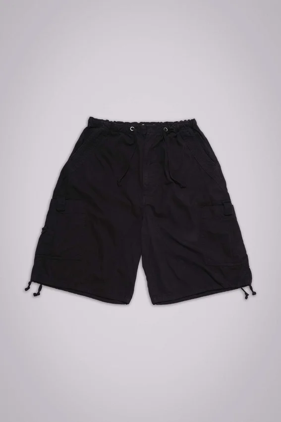Zwarte Parachute Cargo Baggy-short