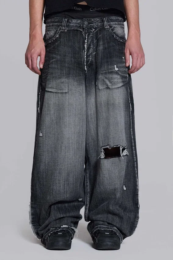 Zwarte, verweerde XL Colossus Jeans